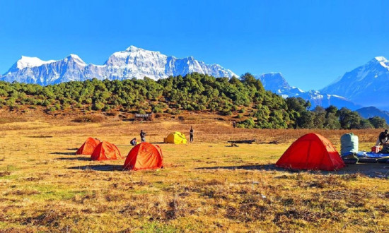 पर्यटकको आकर्षण केन्द्र 'ढोरपाटन जलजला'