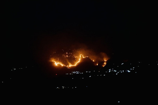 ललितपुरको गोदावरी जंगलमा भीषण आगलागी