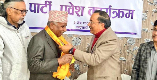 एमालेका पूर्वसांसद गोविन्दविक्रम शाह कमल थापाको पार्टीमा प्रवेश