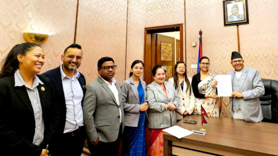 हवाई दुर्घटनाबारे छलफलका लागि  संसद्‌मा जरुरी सार्वजनिक महत्त्वको प्रस्ताव दर्ता