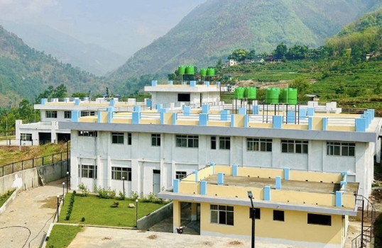 आधारभूत अस्पताल निर्माण : घोषणा भयो, कार्यान्वयन भएन