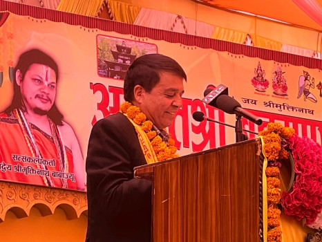 कोरोला नाका खोल्न अध्यक्ष ढकालको माग