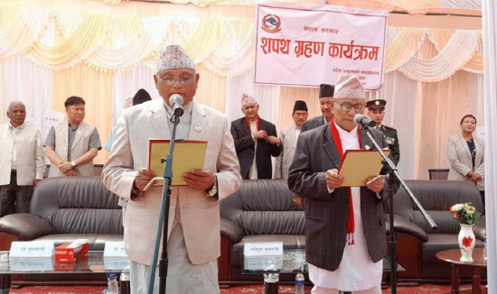 लुम्बिनीका मुख्यमन्त्री महरासँगै तीन मन्त्रीले लिए शपथ
