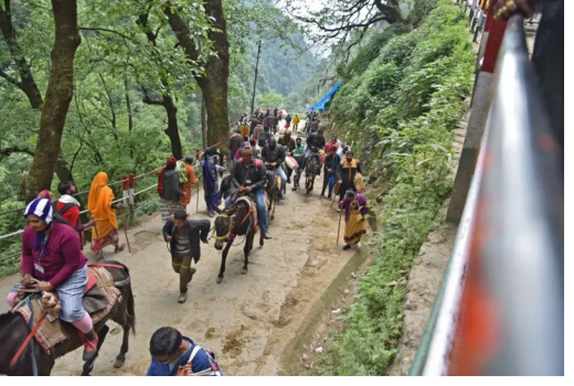 केदारनाथमा पहिरो, तीर्थयात्री हताहत भएको आशंका