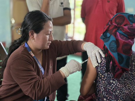 नवलपरासीपूर्वमा जापनिज इन्सेफ्लाइटिस सङ्क्रमणदर उच्च बनेपछि ३५ वर्षमाथिलाई खोप लगाइँदै