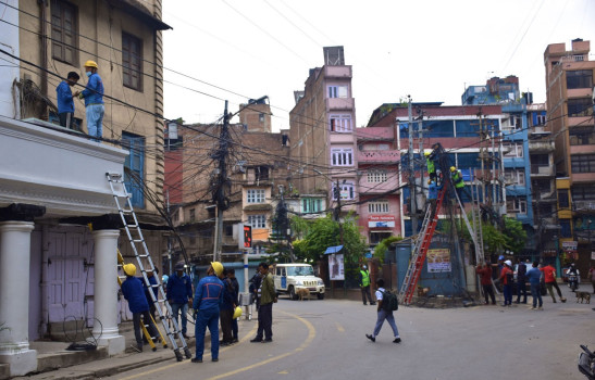 न्युरोडमा अव्यवस्थित तार व्यवस्थित गरिँदै