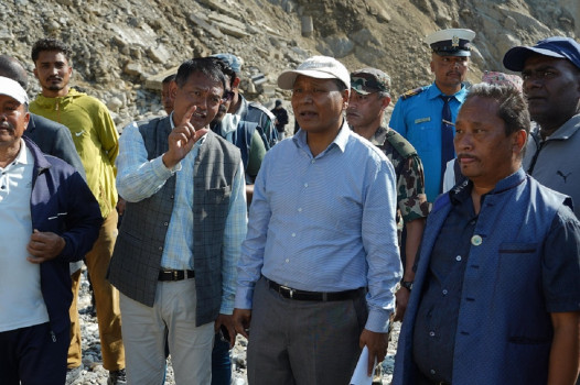 अस्थायी डाइभर्सन बनाएर बिपी राजमार्ग सञ्चालनमा जुट्यो सरकार