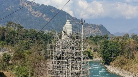 धार्मिक पर्यटक बढाउन लमजुङमा १०८ फिट अग्लो महादेवको मूर्ति