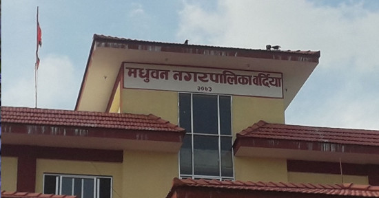 अखाद्य वस्तु खाँदा दुई जनाको ज्यान गयो, दुई बिरामी