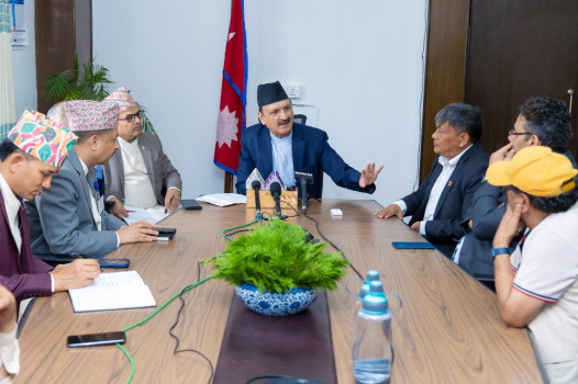 निर्माण व्यवसायीलाई अर्थमन्त्रीको आश्वासन- सिर्जना भएका सबै दायित्व भुक्तानी हुन्छ
