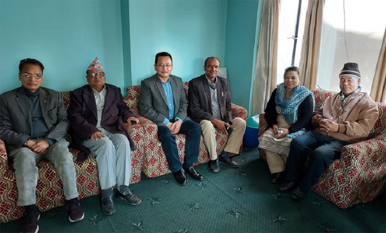 माओवादी र समाजवादीबीच एकता प्रक्रियालाई गति दिने निर्णय