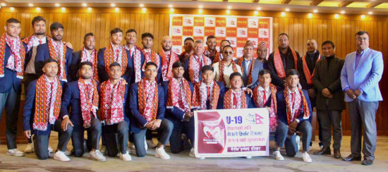 मेरीना इम्पेक्सले यू-१९ राष्ट्रिय क्रिकेट टिमका खेलाडीलाई २० जोर सुट दिने