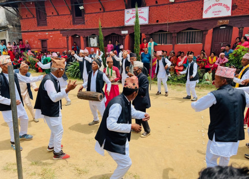 समन्वय समिति जाजरकोटको प्रांगणमा पैसेरी नाच