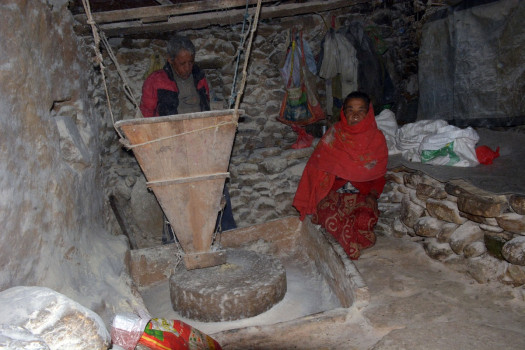 पानीघट्टले धानेको स्याङ्तान दम्पतीको जीवन