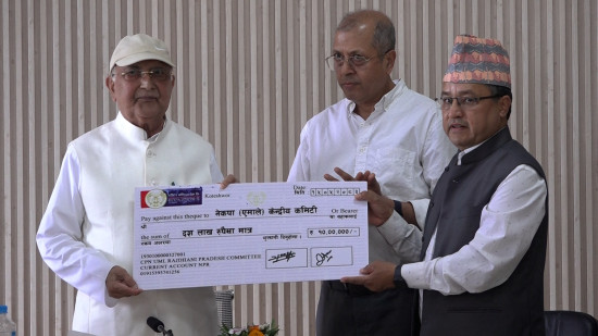 सरकारको कोषमा पैसा जम्मा भएको छ तर पीडित भोकै छन् : केपी ओली