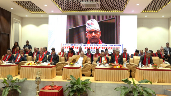दुई तिहाइको सरकार स्वायत्त निकायहरू समाप्त गर्नतर्फ लाग्यो [भिडियो]