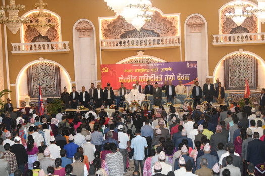 एमाले केन्द्रीय कमिटीको दोस्रो दिन : केन्द्रीय सदस्यलाई सुझाव दिन ३ मिनेट समयसीमा