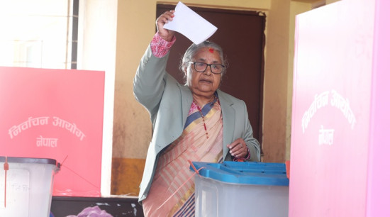 प्रधानमन्त्री कार्कीद्वारा मतदान