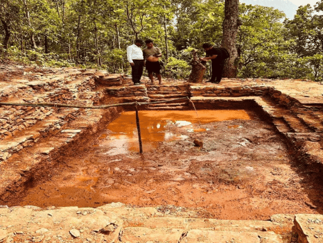मानव-वन्यजन्तु द्वन्द्व घटाउन पोखरी निर्माण