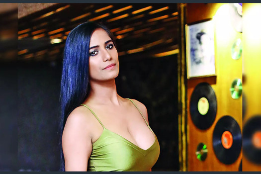 मोडल तथा कलाकार पुनम पाण्डेको मृत्यु *