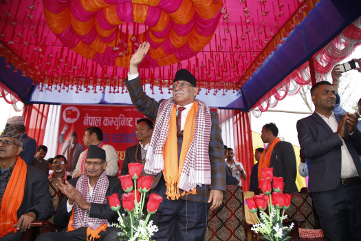 सरकार फेर्नेतिर लाग्दैनौं: प्रचण्ड
