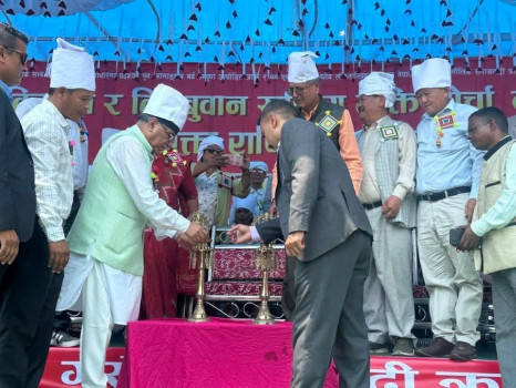 प्रचण्डले हर्क साम्पाङलाई भने- उट्पट्याङ कुरा नगर्नुस्, अब सँगै हिँड्नुपर्छ