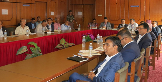 पूर्वाधारमन्त्री ज्वालाले गरे पूर्वाधार विज्ञसँग छलफल