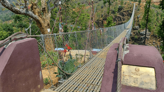 झोलुंगे पुललाई केन्द्रित गरी पर्यटन योजना