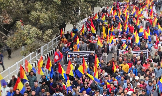 राप्रपाकाे प्रदर्शनमा चार हजारभन्दा बढी प्रहरी परिचालन