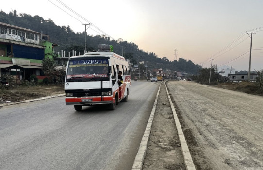 सडक बढाउँदा सबैलाई सास्ती