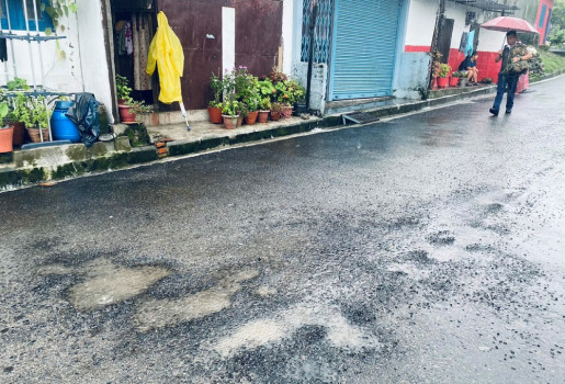 महिनादिनमै उप्कियो कालोपत्रे
