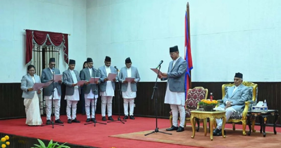 सर्वोच्च अदालतका नवनियुक्त न्यायाधीशद्वारा शपथ ग्रहण