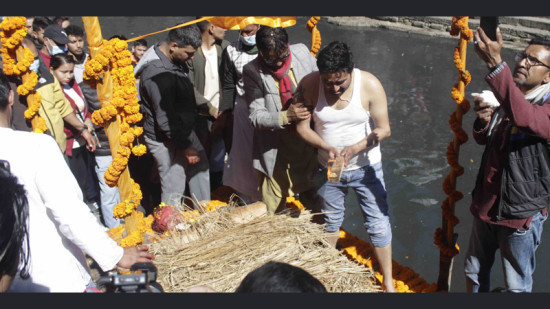 शालिनको अन्त्येष्टि १० दिनपछि, सुसाइड नोट उनैले लेखेको पुष्टि