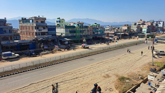 बालकुमारी घटनाको विरोधमा वीरेन्द्रनगरमा प्रदर्शन, जनजीवन ठप्प