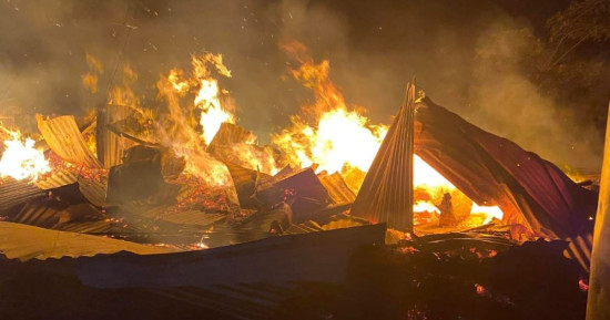 तेम्बा बजारमा आगलागी हुँदा एक करोड १८ लाखभन्दा बढी क्षति