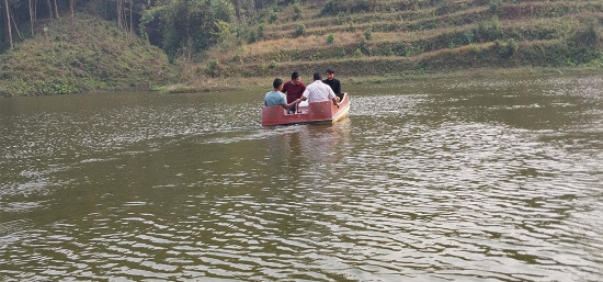 आन्तरिक पर्यटकको गन्तव्य बन्दै 'तेह्रकुने सिमसार'