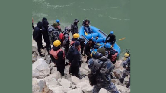 एकाबिहानै त्रिशूलीमा खसेको गाडी भेटियो, मानिस भेटिएनन्