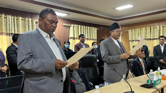 उपेन्द्र यादवले लिए सपथ