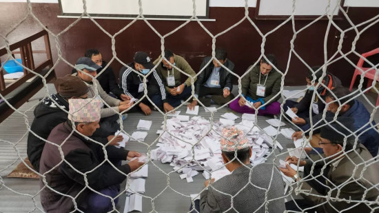 तनहुँ-१ मा स्वर्णिम वाग्लेको फराकिलो अग्रता कायमै