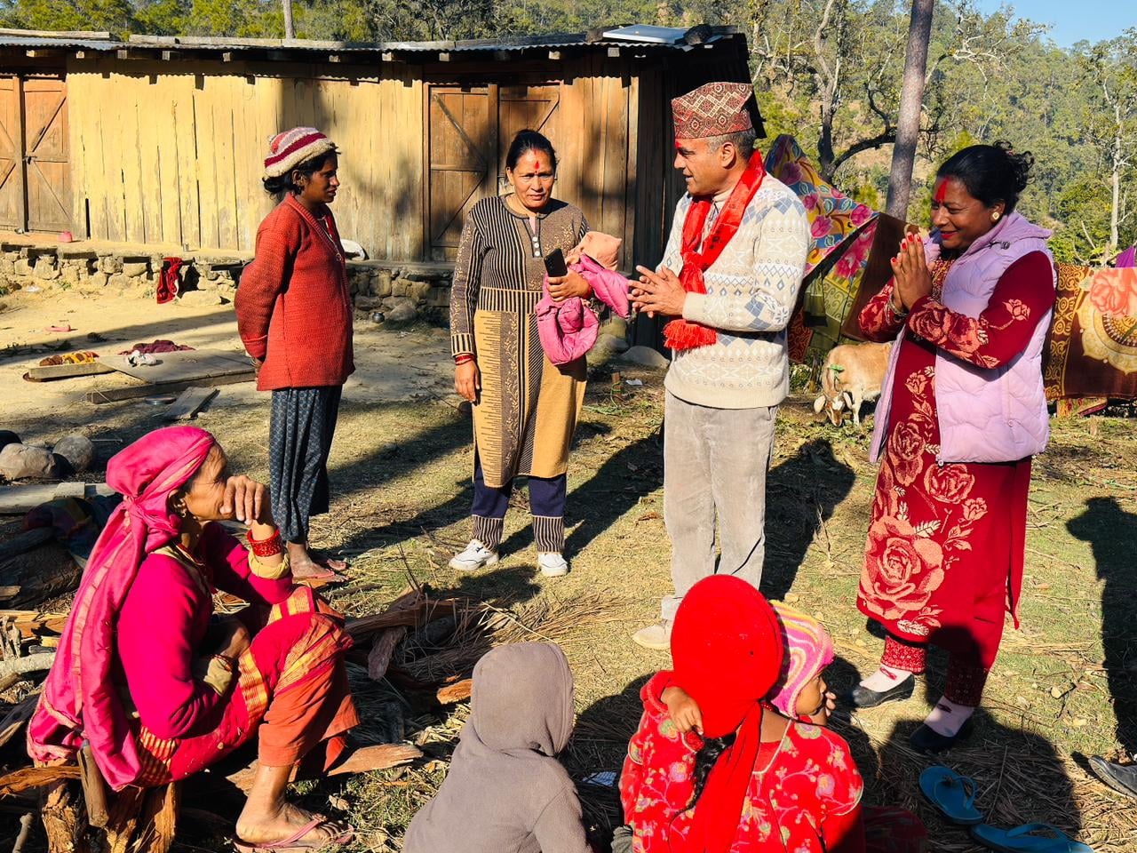 देउवाका बाँकि सपना पूरा गर्ने प्रतिवद्धतासहित गाउँबस्तीमा जनमन सुन्दै नैनसिंह महर
