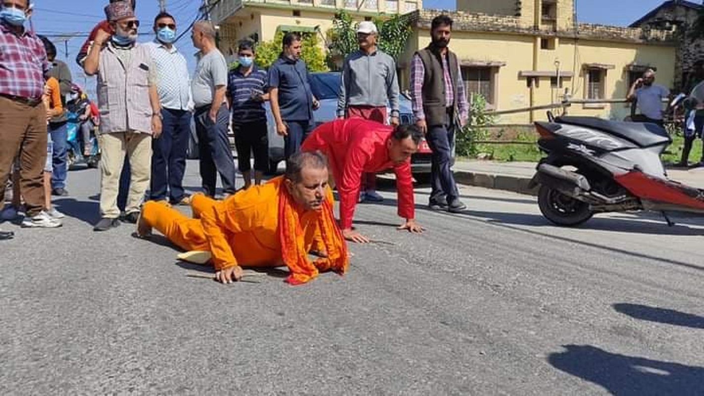 महानगरका प्रमुख पराजुलीको १८ औं दण्ड प्रणाम