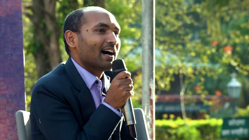 मलाई नेपाली भनिदिऊन् भनेर काठमाडौंमा नेपाली गीत बजाउँदै हिँड्थेँ : डा. रामजी राम [भिडियो]