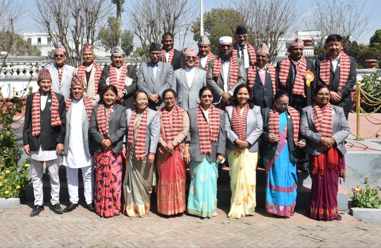 राष्ट्रियसभाका नवनिर्वाचित १९ सांसदले लिए शपथ