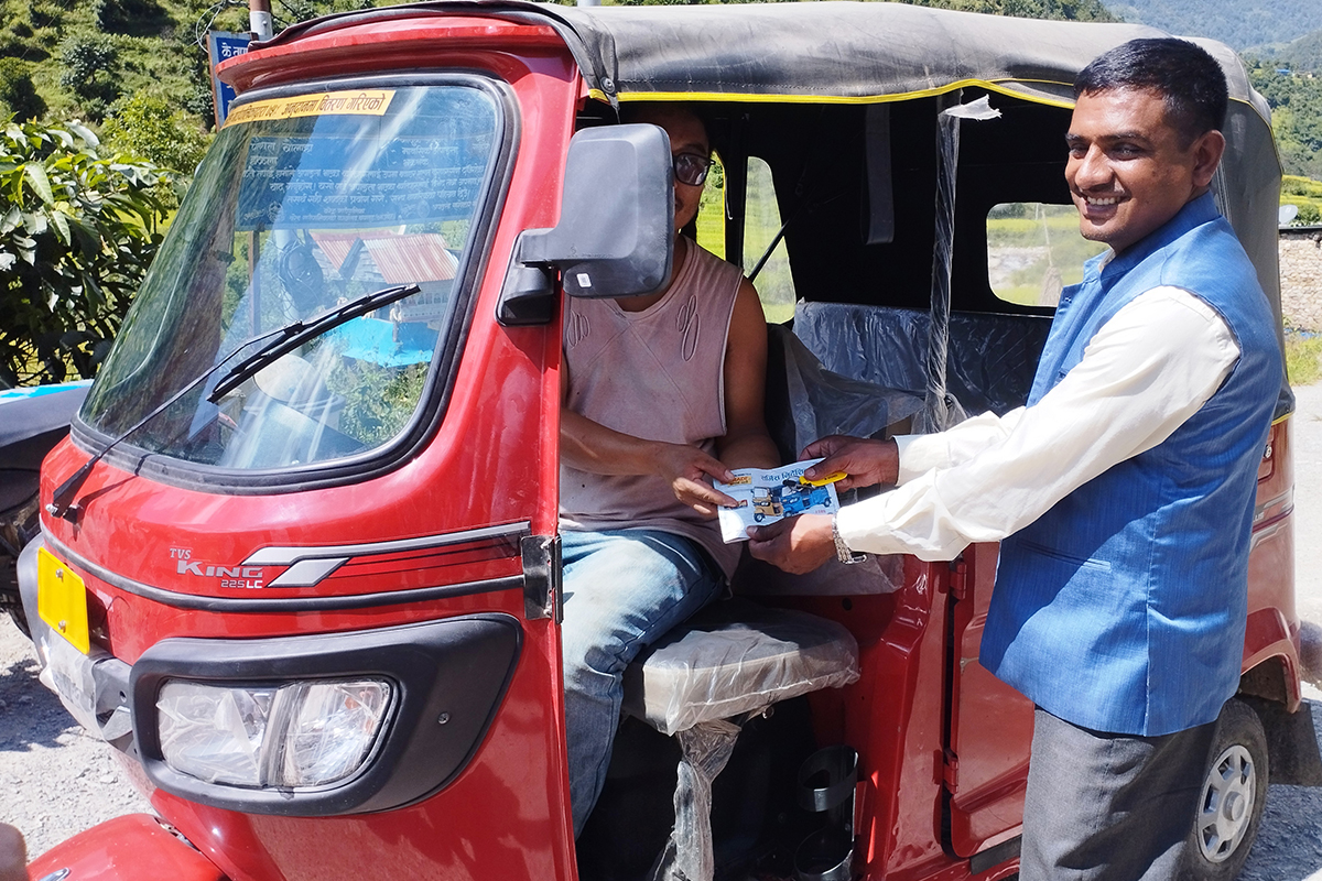 रोजगारी गुमाएकालाई अनुदानमा अटो रिक्सा