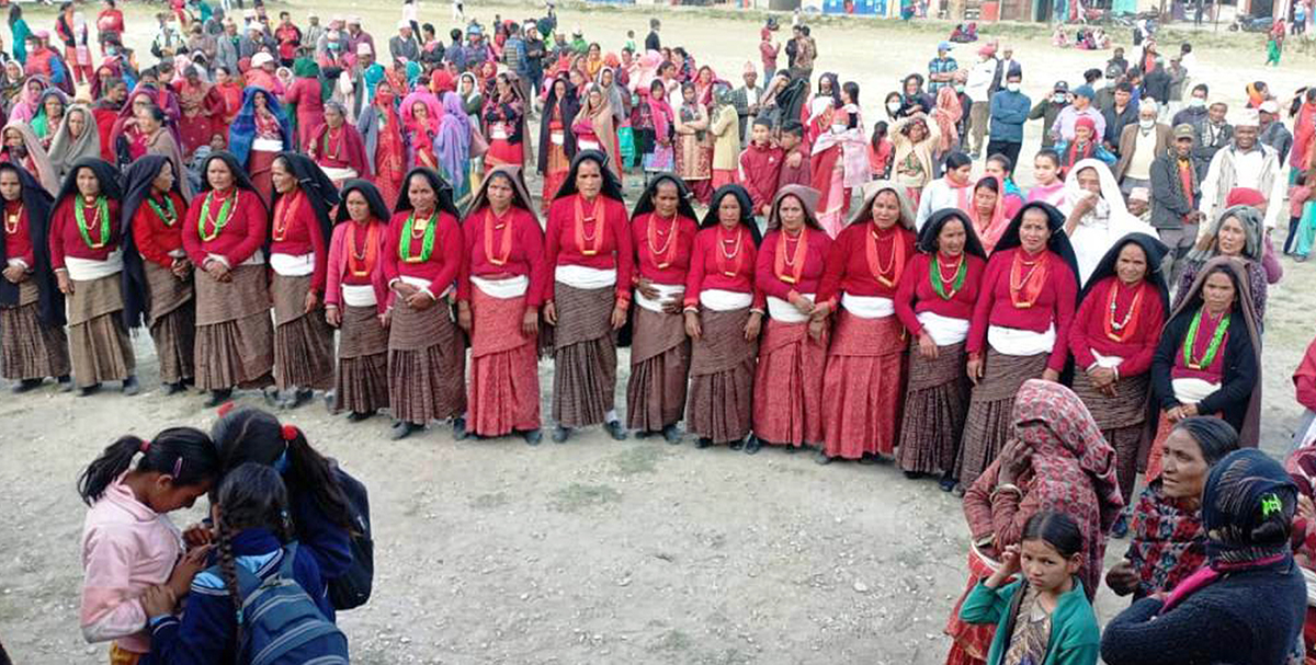 जुम्लामा लोक देउडा प्रतियोगिता