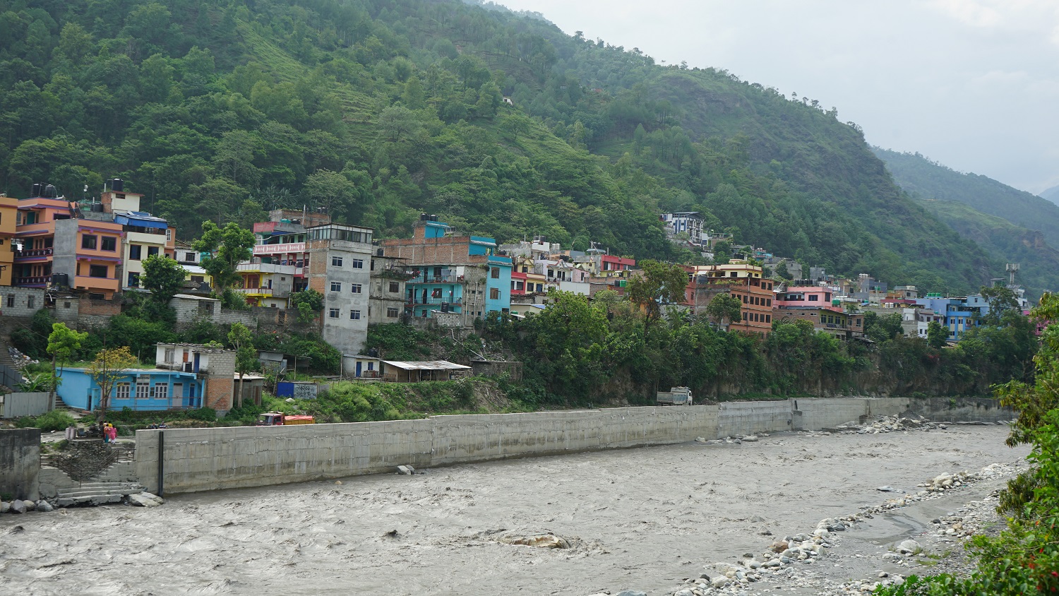 बेनी बजार जोगाउन पक्की पर्खाल