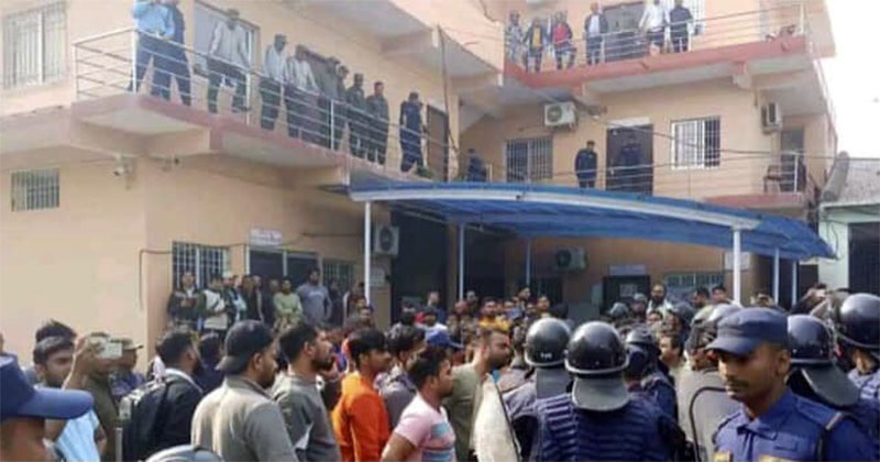 वीरगन्ज महानगरको कार्यालयमा मेयर-उपमेयरका समर्थकबीच 'ग्याङफाइट'