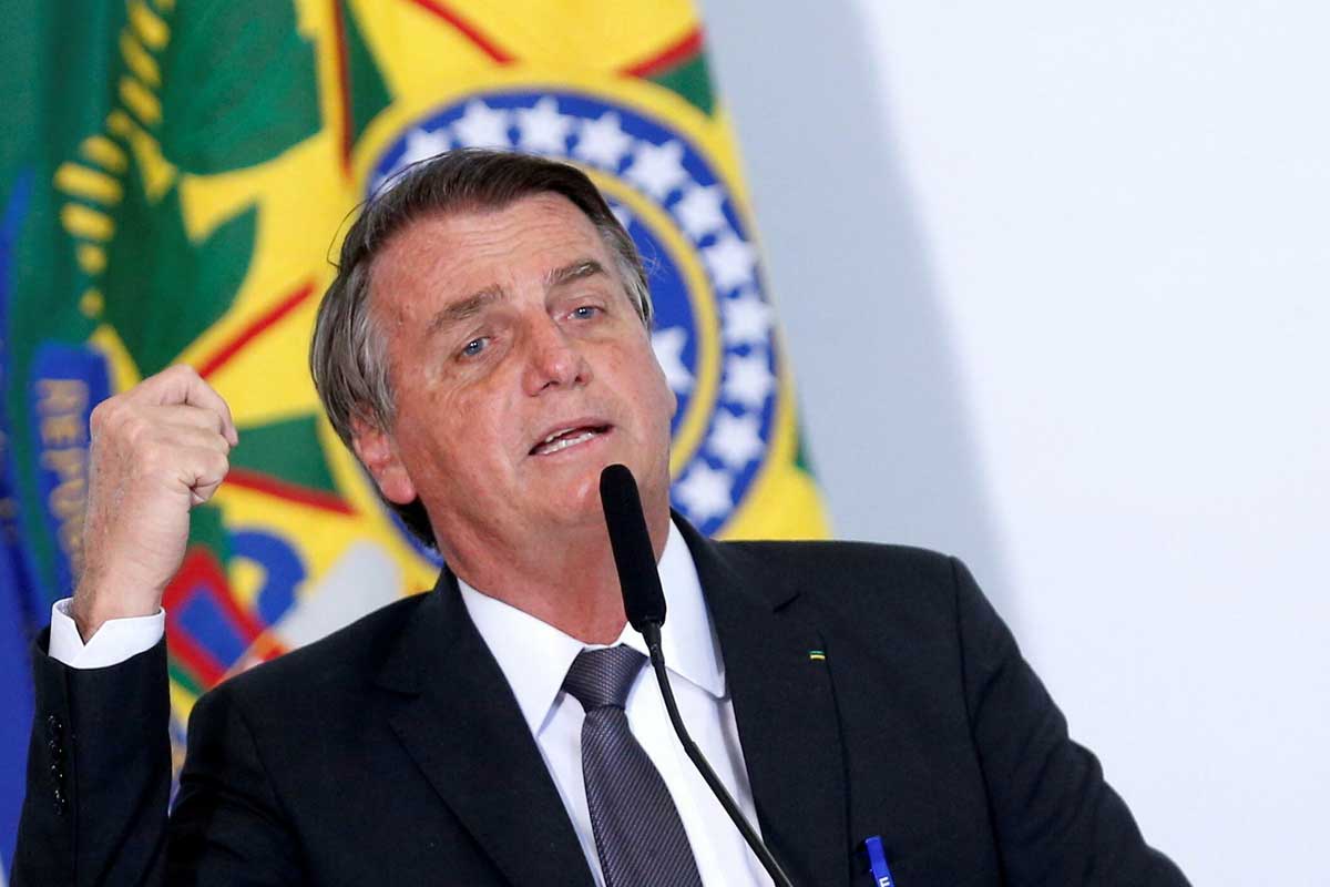 कोभिड खोप नलगाएकाले ब्राजिलका राष्ट्रपति फुटबल हेर्नबाट वञ्‍चित