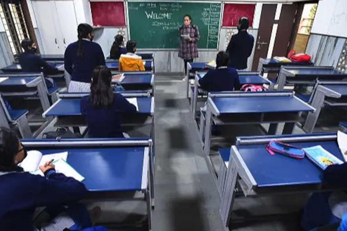 दिल्लीका कक्षा ६ भन्दा माथीका विद्यालय खुल्ला