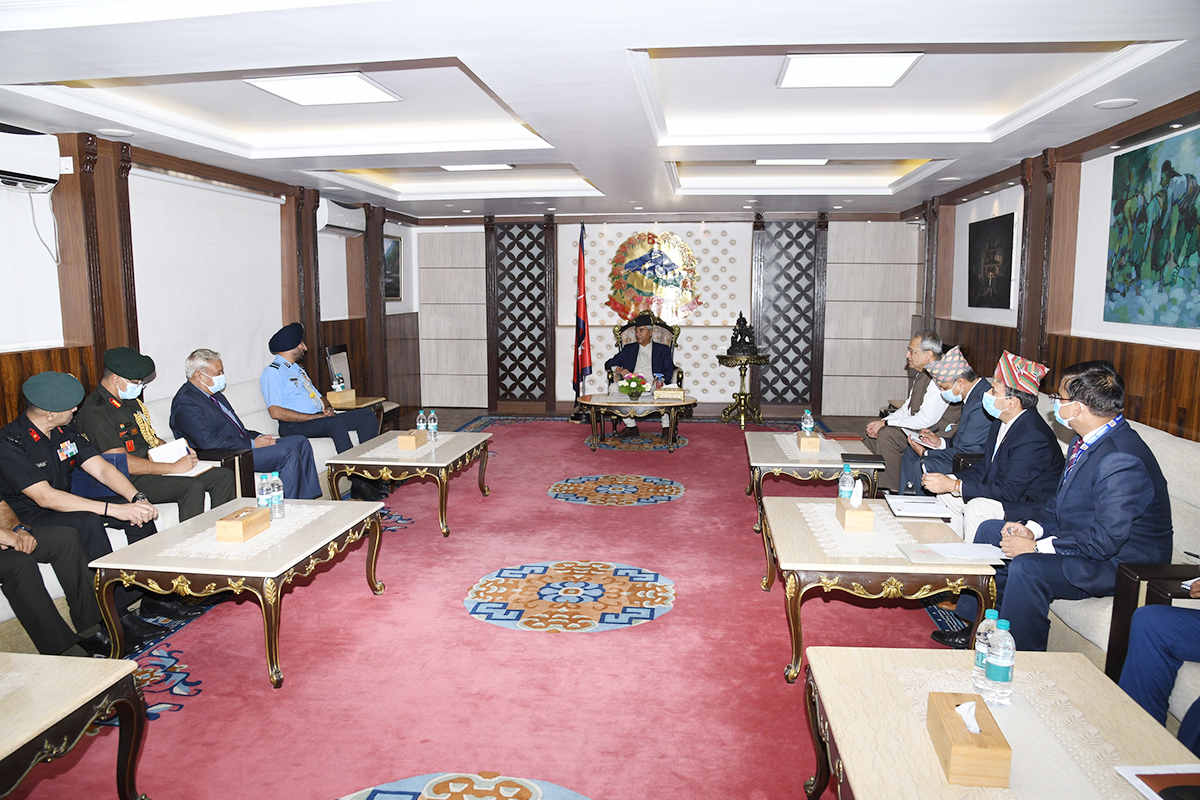 भारतीय नेशनल डिफेन्स कोर्स-६२ का प्रशिक्षार्थीले भेटे प्रधानमन्त्री र अर्थमन्त्री